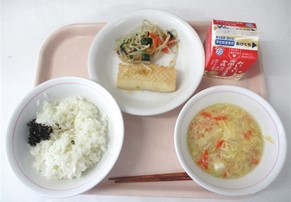 給食イメージ